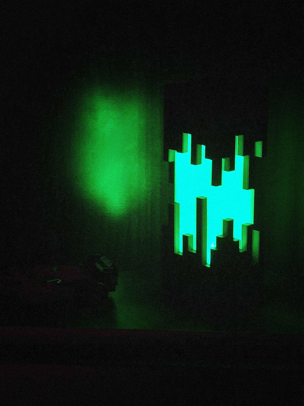 RGB Ender Gaming Lamp – Cyberpunk Pixel Light, Stream Room Decor